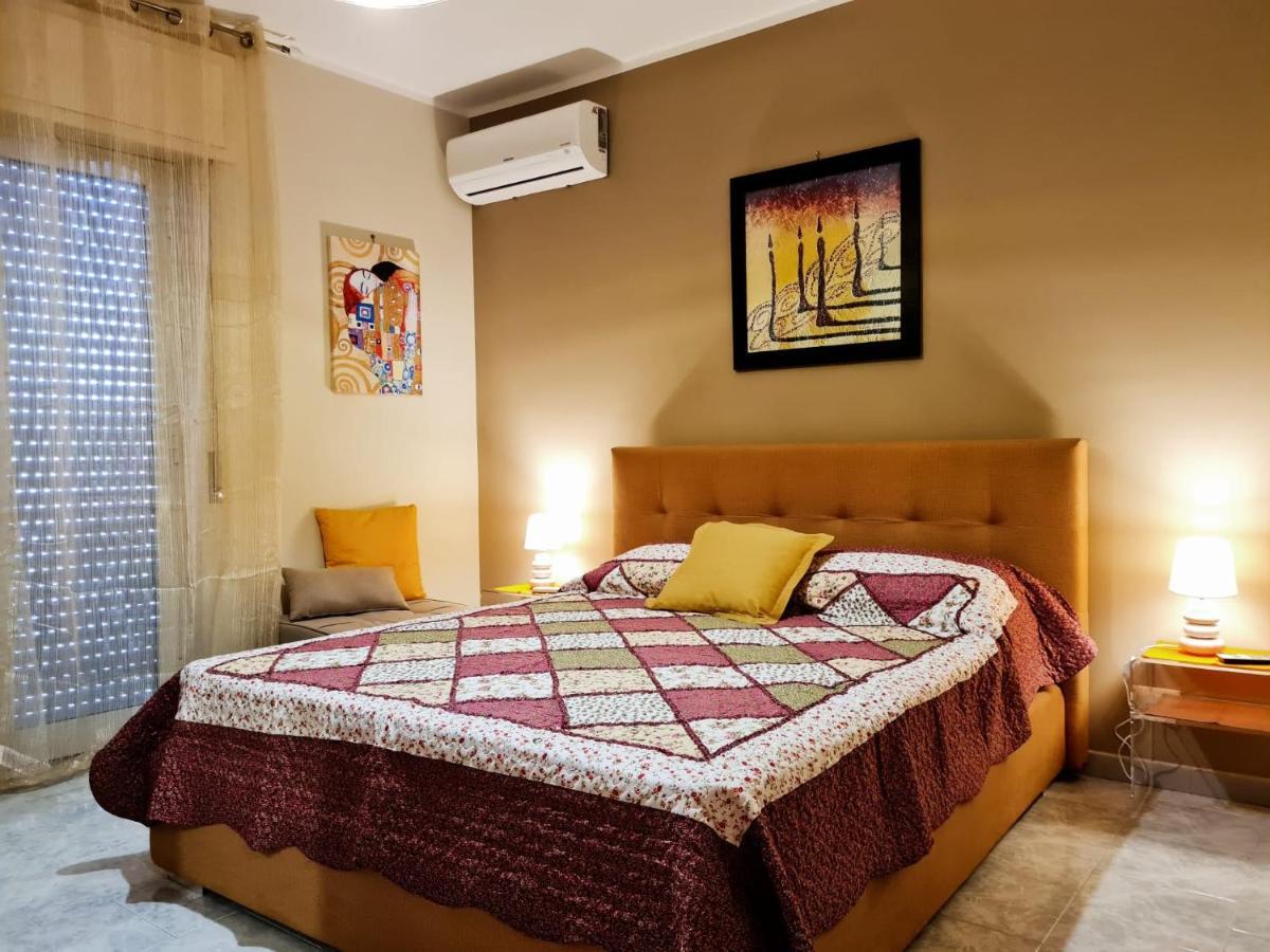 Casa Vacanze La Melagrana Модика Екстериор снимка